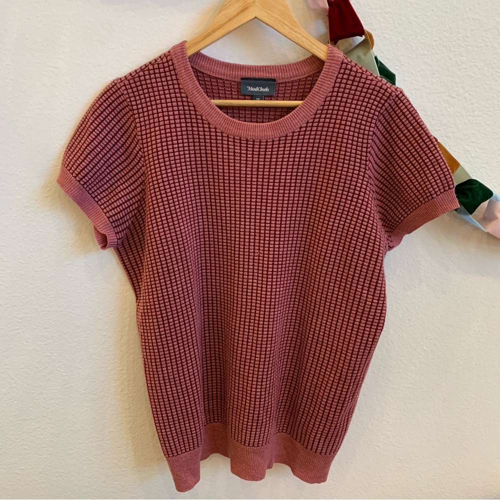 ModCloth Dusty Rose Short Sleeve Knit Top
